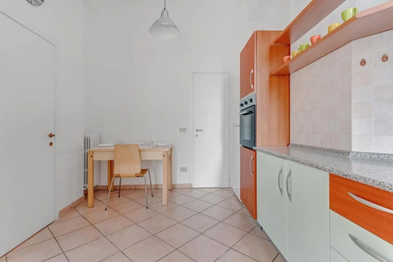 Mo1 - Wonderful Apartment With Terrace - Milánó